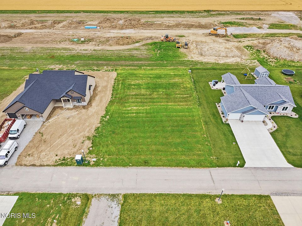 1st image of 809 Brian Dr