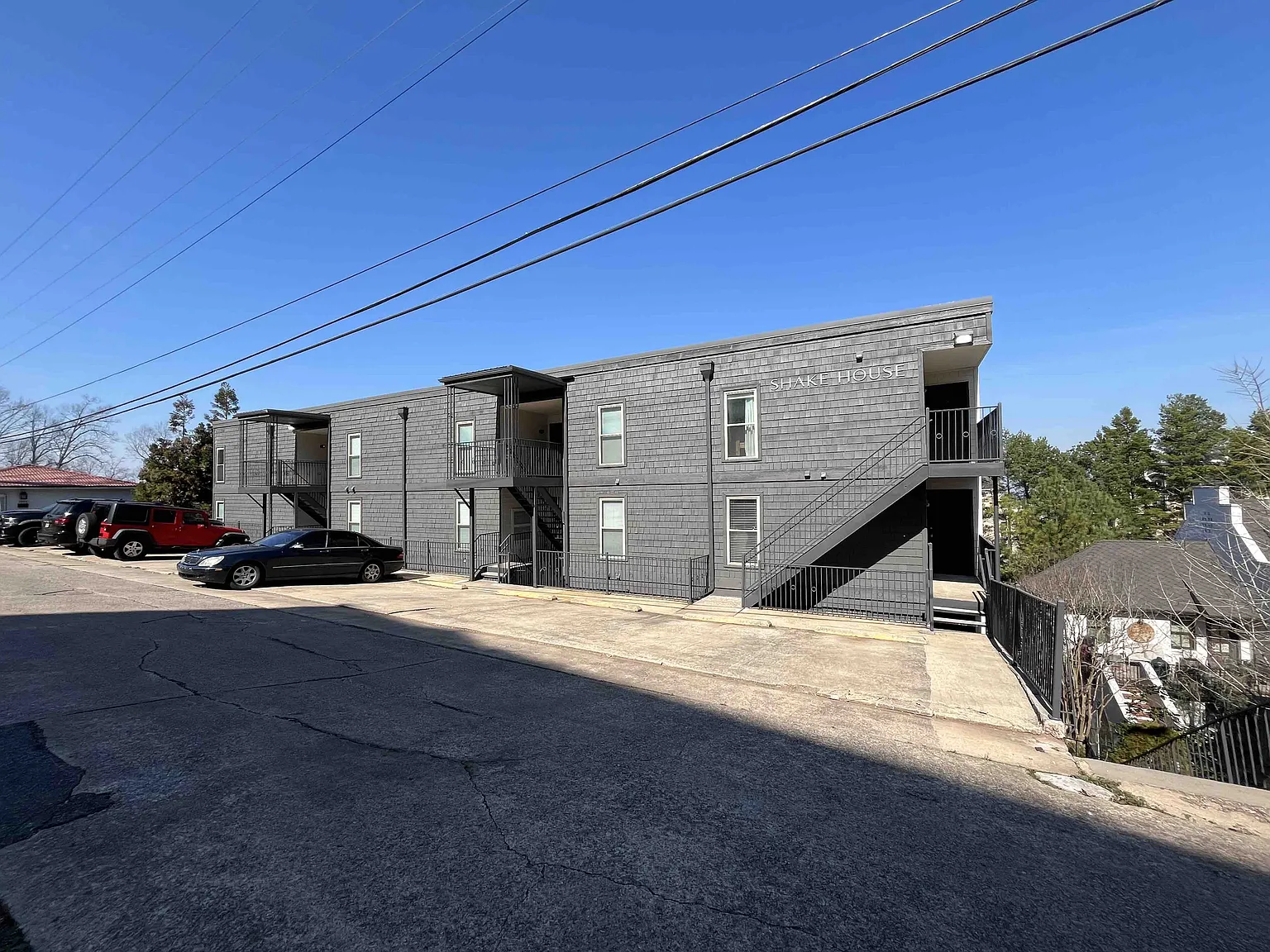 Shake House — Photo 4