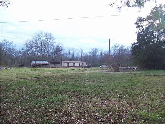 1st image of 323 Neal St