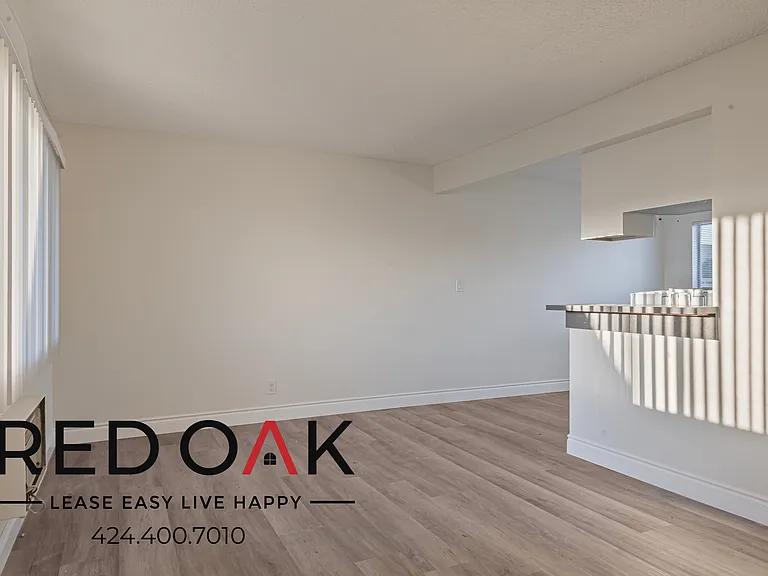 10920 Ramona Blvd #L — Photo 5