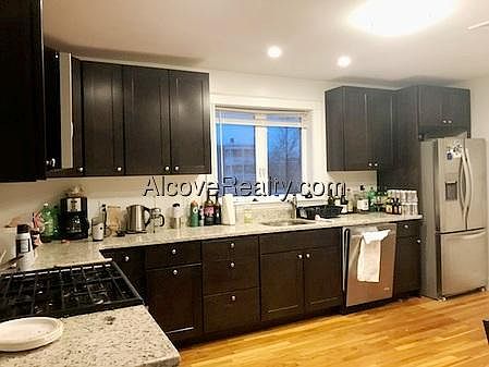 2nd image of 28 Clay St #Lmg2