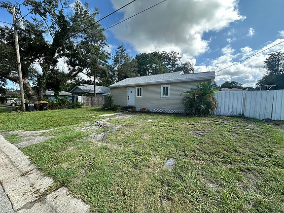 2nd image of 1335 Tioga Ave