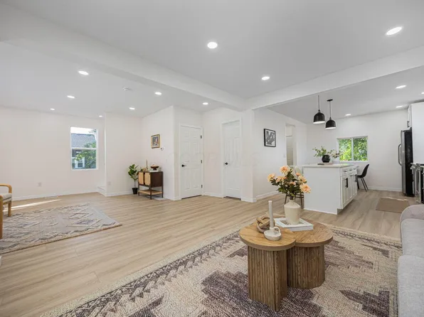 5981 Main St, Grove City, OH 43123