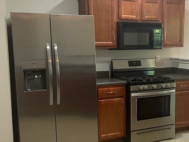 5670 Sterling Ct — Photo 6