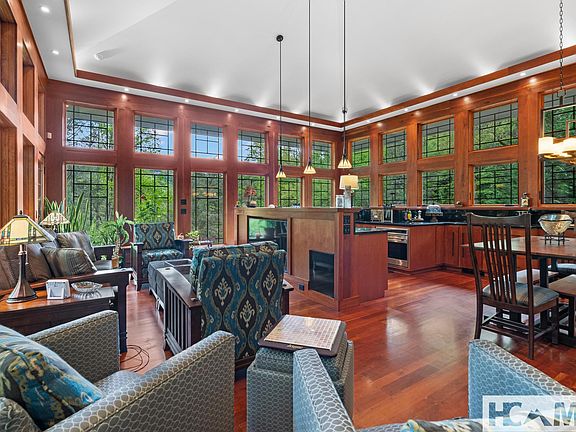 4th image of 685 Gold Mine Road