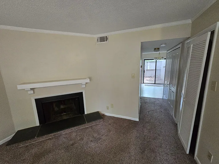 6911 Staghorn Ln — Photo 6