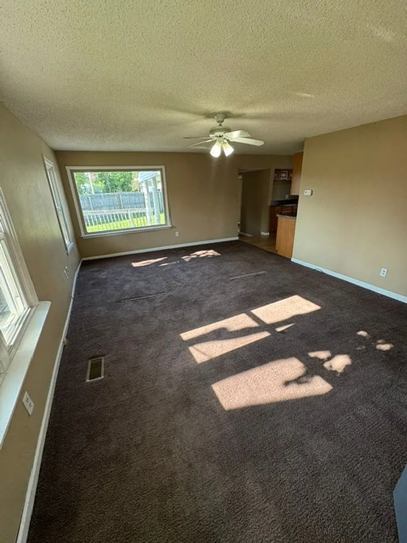 534 South Street — Photo 2
