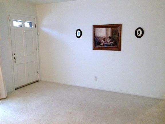 5th image of 217 Bradley St