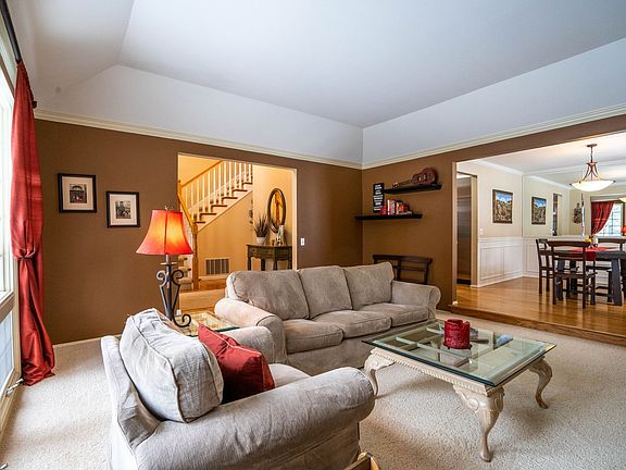 4th image of 26047 SE 26th Ct