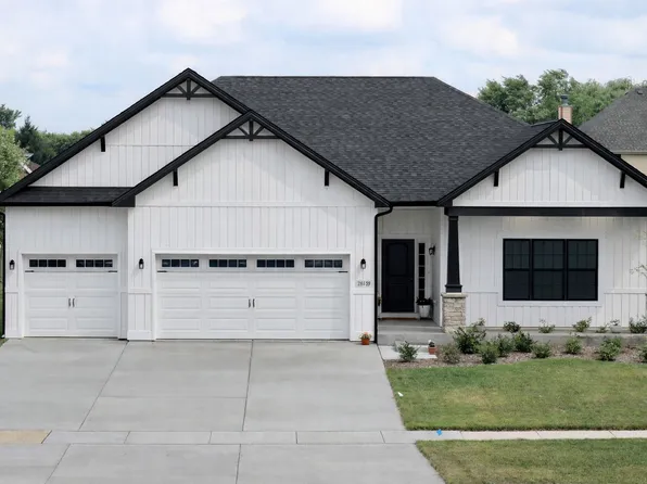 25927 W Ravine Woods Dr, Channahon, IL 60410