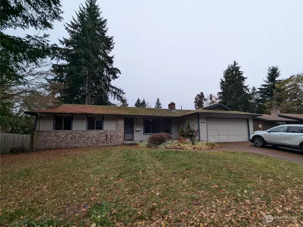 530 NE Conifer Drive, Bremerton, WA 98311