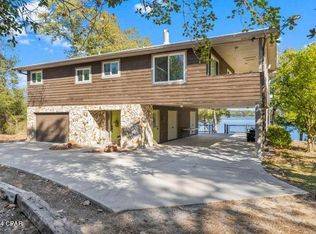 4223 Leisure Lakes Dr, Chipley, FL 32428