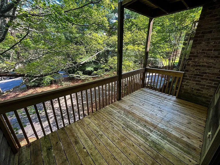 193 Kinloch Ct — Photo 16