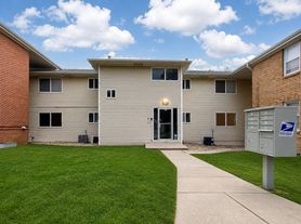 Avery Place Apartments