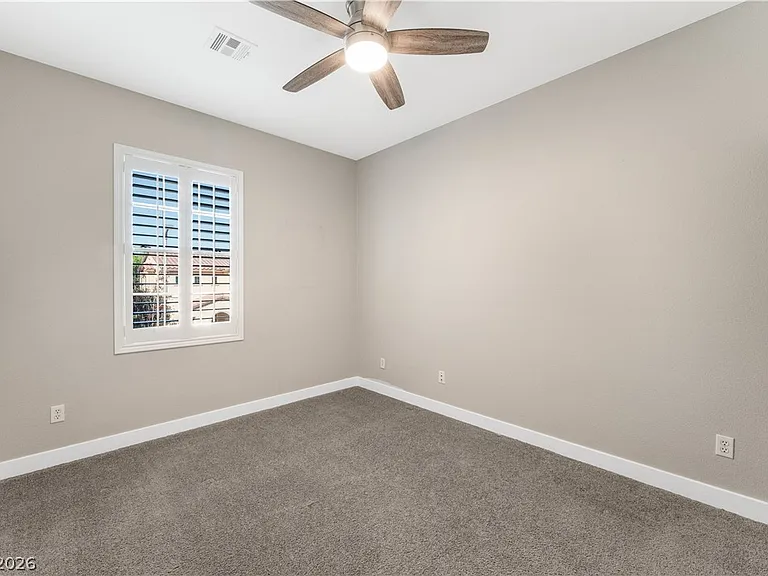 2348 Brooklyn Bridge St — Photo 22