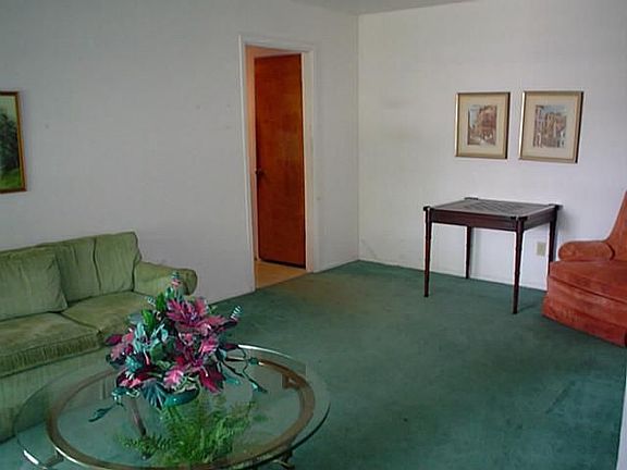Formal Living or Dining