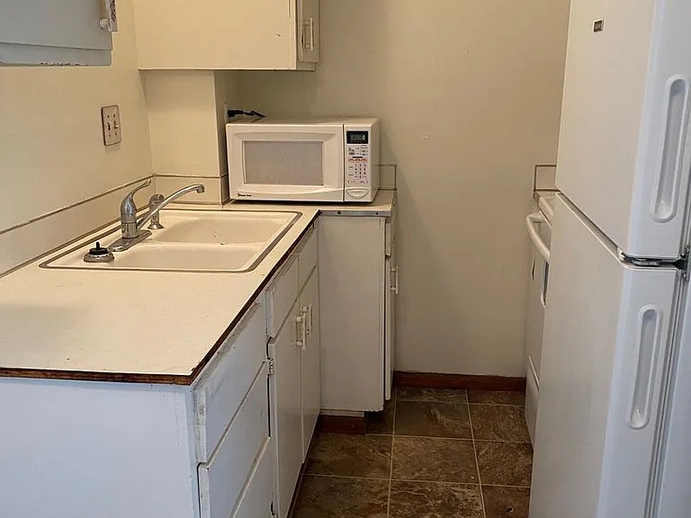 College Park Apartments — Photo 71
