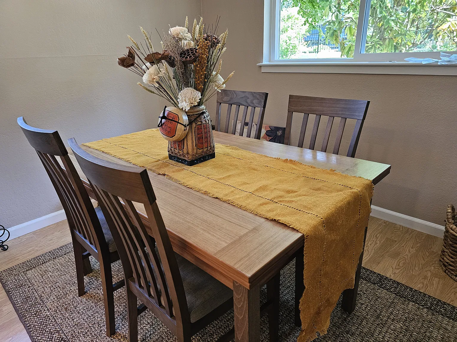 2 bed, 1.5 bath, 1265 sqft, $2,850 — Photo 2