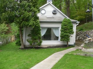 576 Farmers Mills Rd, Carmel, NY 10512