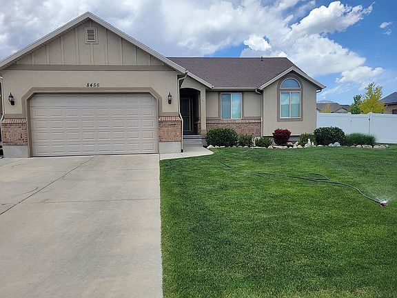 2nd image of 8456 S Double Arch Cir