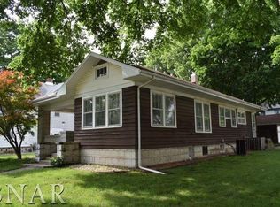 325 E Pierce St, Pontiac, IL 61764