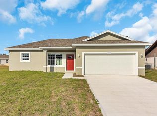 1598 W Newbury St, Citrus Springs, FL 34434