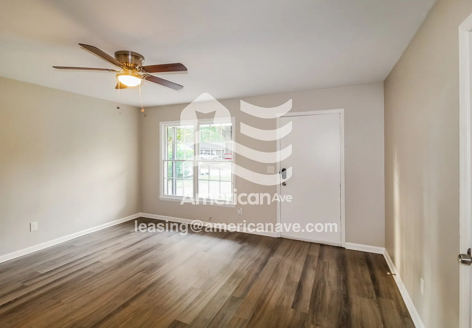 3 bed, 1.0 bath, 1300 sqft, $1,010 — Photo 3