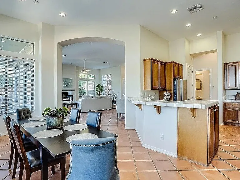42020 N Moss Springs Rd — Photo 5