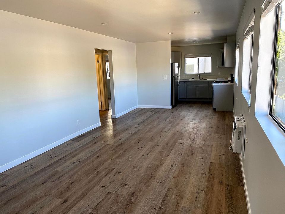 1st image of 11433 Hatteras St APT C