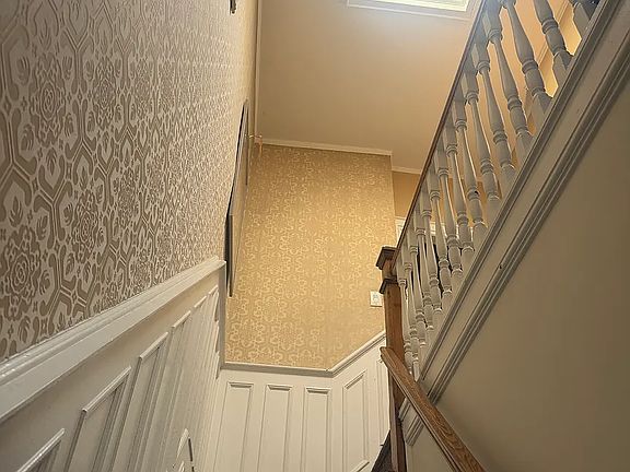4th image of 426 74th St #2