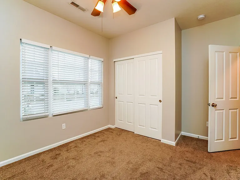 6105 Bristol Ridge Dr — Photo 15