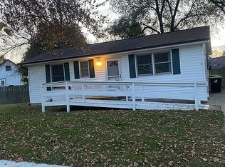 1413 Jefferson Ave, Midland, MI 48640