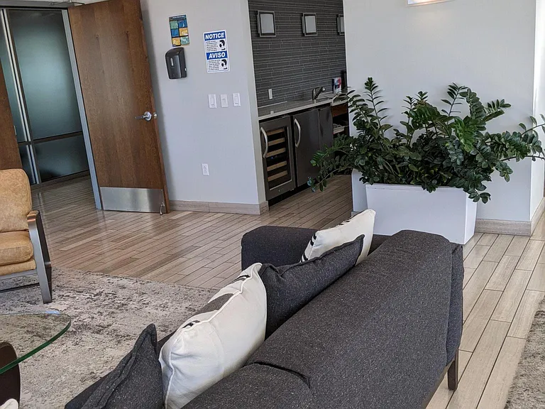 300 Bowie St #3704 — Photo 42