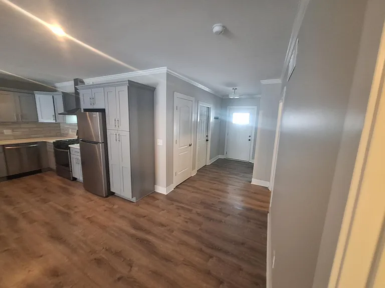 11290 Broadway St — Photo 28