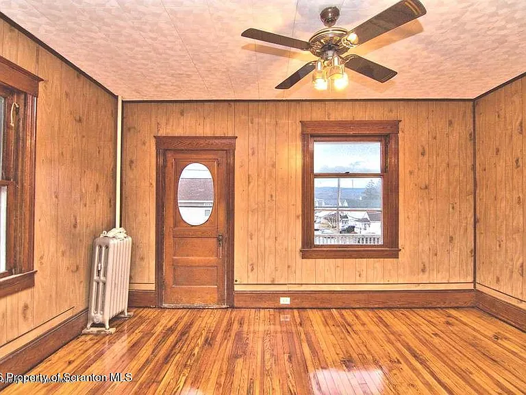 34 Simon Block Ave — Photo 33