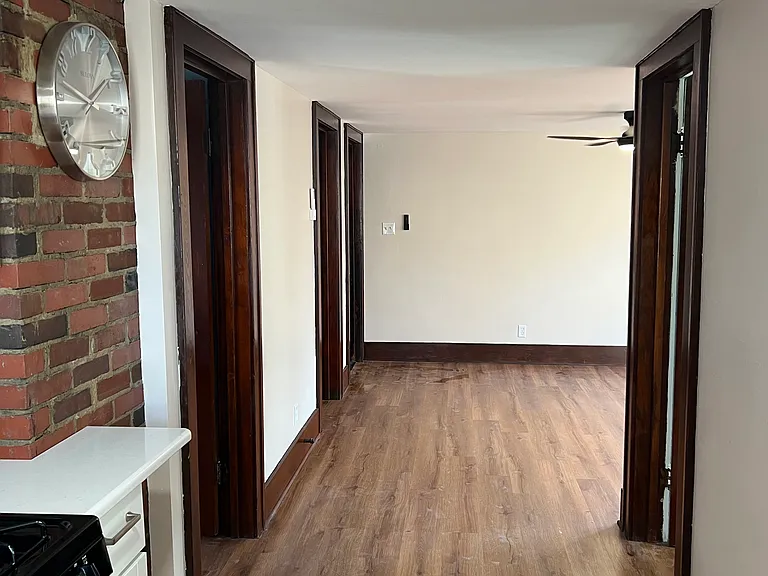 115 Claremont Ave #6 — Photo 6