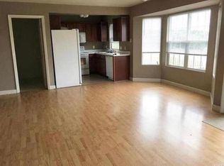 105 Hickory Ridge Dr #105, Saint Robert, MO 65584