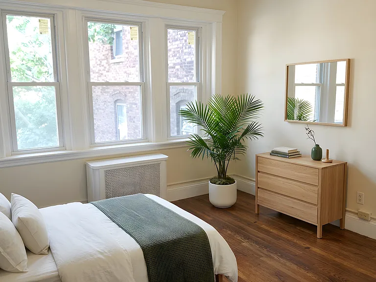 203-205 Winthrop Rd #3 — Photo 9