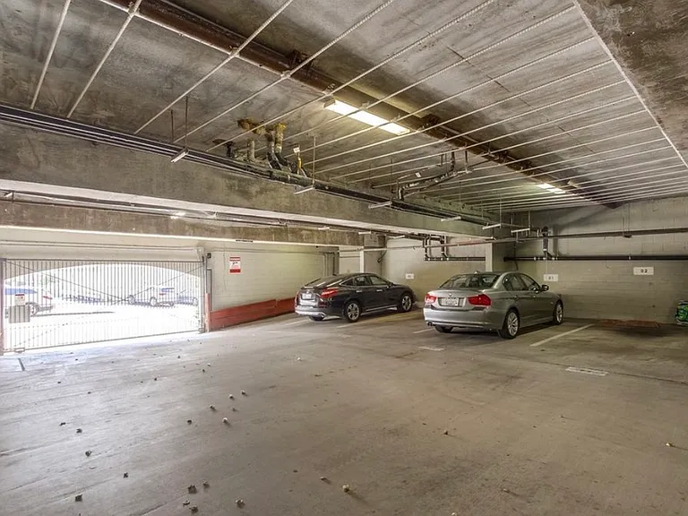 860 Turquoise St #135 — Photo 10