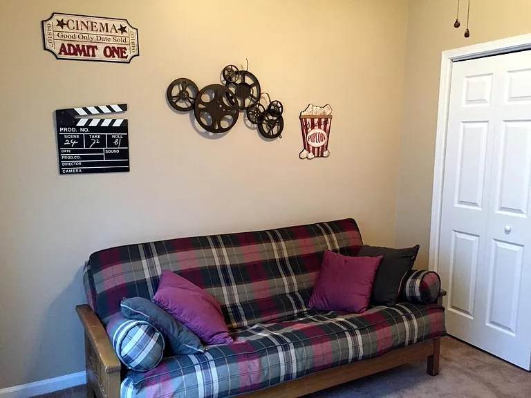 bedroom/office