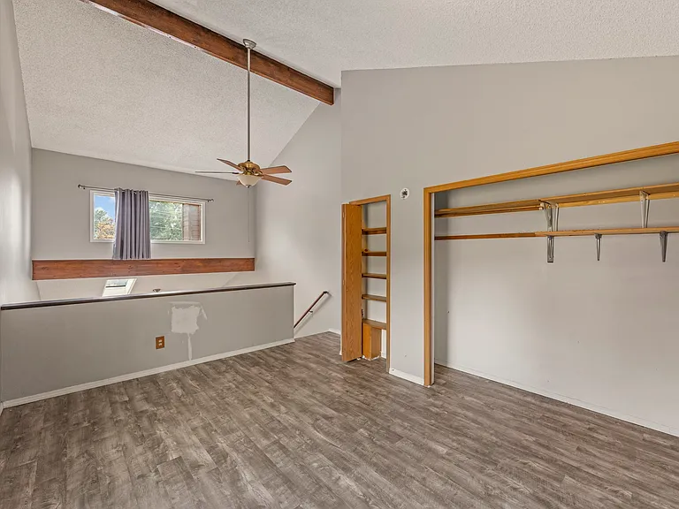 291 E Lake Ave — Photo 14