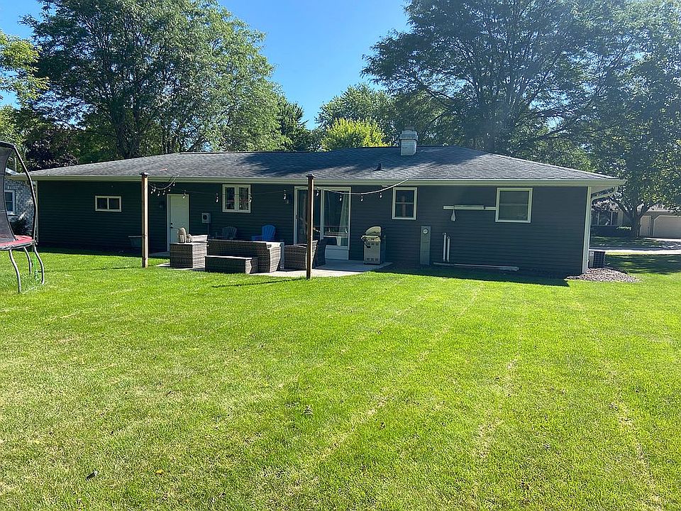 2nd image of 617 Violet Ln