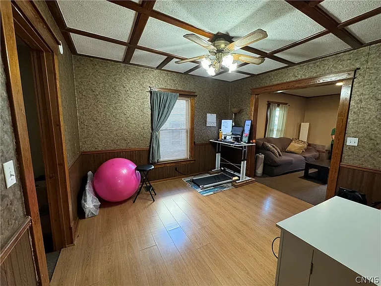 208 E Clark St #1 — Photo 11