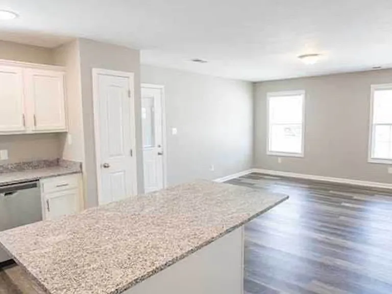 1097 Judah Bear Blvd — Photo 6