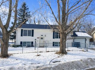 4813 E Roughrider Cir, Mandan, ND 58554