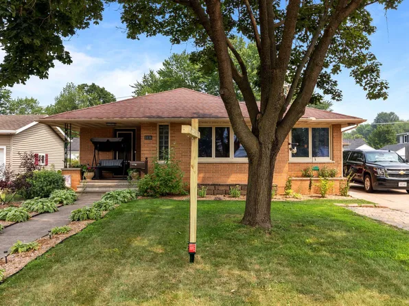 1036 S Main St, Shawano, WI 54166