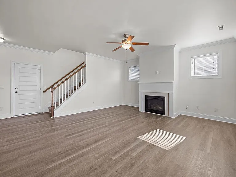 336 Plott Hound Ln — Photo 9