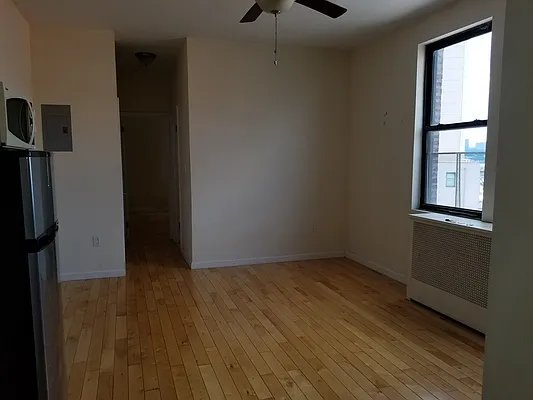 Rented by Monarch Realty Holdings | media 15