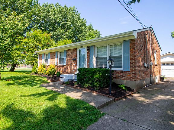 2nd image of 3033 Casswood Dr
