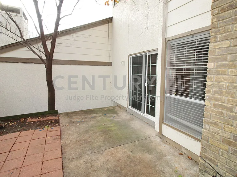 6110 Spyglass Ln — Photo 23